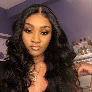 Meet your Posher, Briana